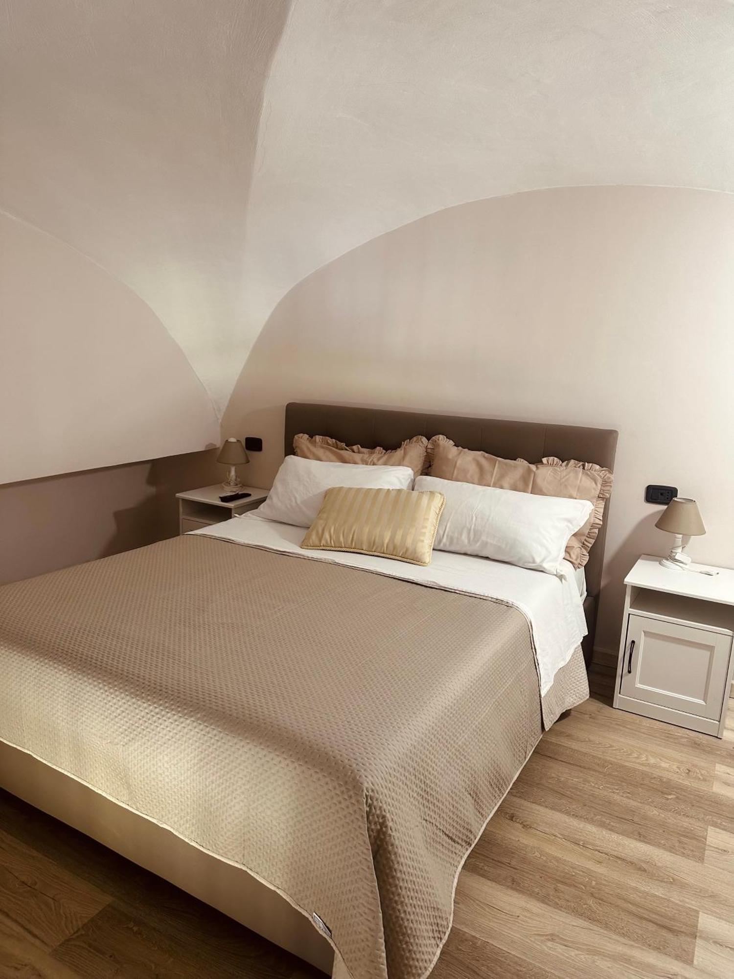 Bed and Breakfast Casa Historical Center Neapol Zewnętrze zdjęcie